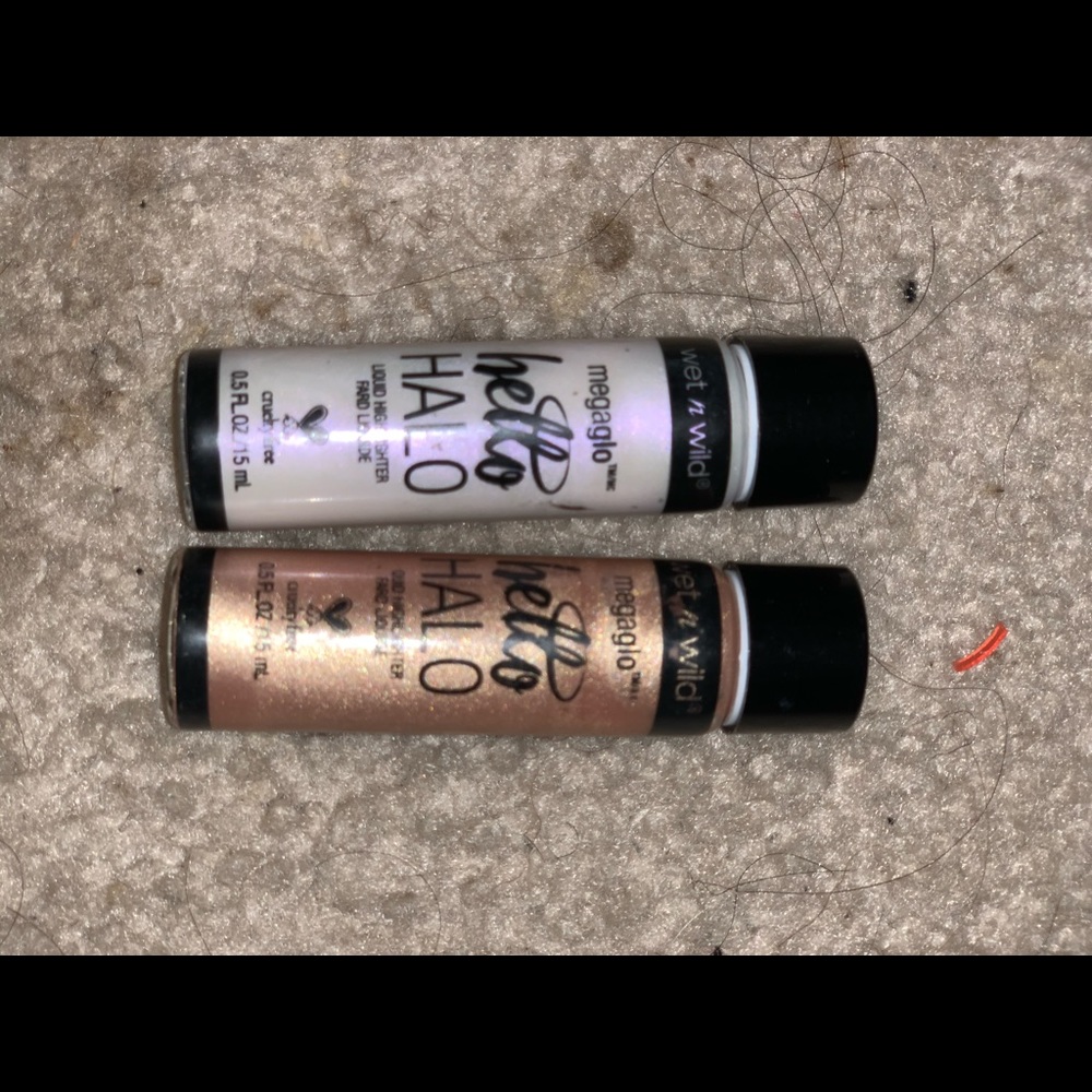 WET N WILD HIGHLIGHTER